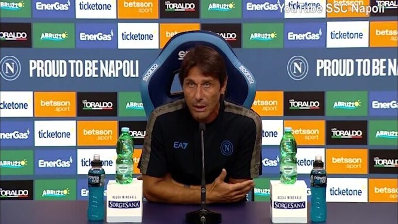 Conte e la metafora con la boxe: "I cazzotti si prendono, ma si danno anche..."