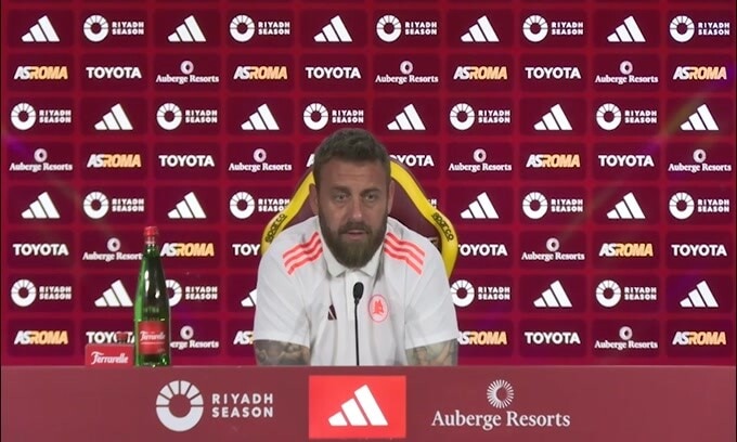 De Rossi: "Karsdorp? Scelta mia, per me non cambierà"
