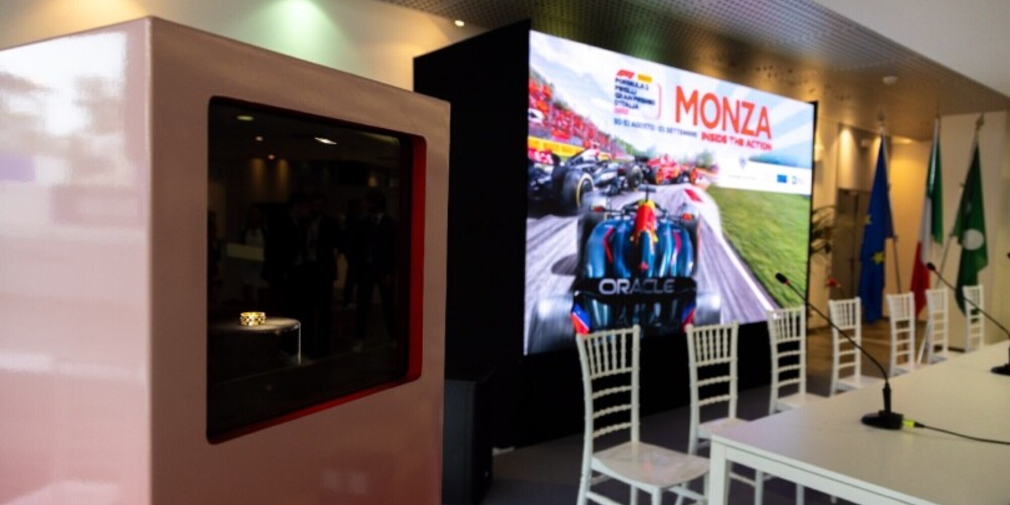 L'anello d'oro con pietre preziose sarà il premio per chi fa la pole nel GP di Monza