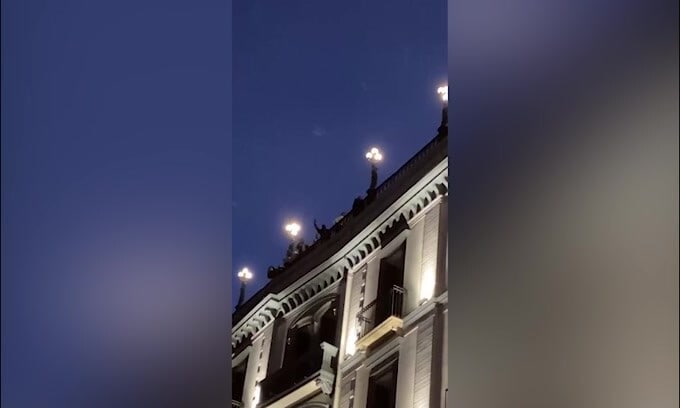 Napoli, è delirio per Lukaku in hotel
