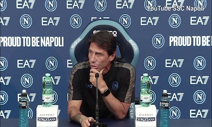 Conte: "Lukaku? Metto le mani sul fuoco per lui"