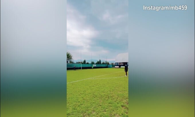 Balo c'è: che gol in allenamento!