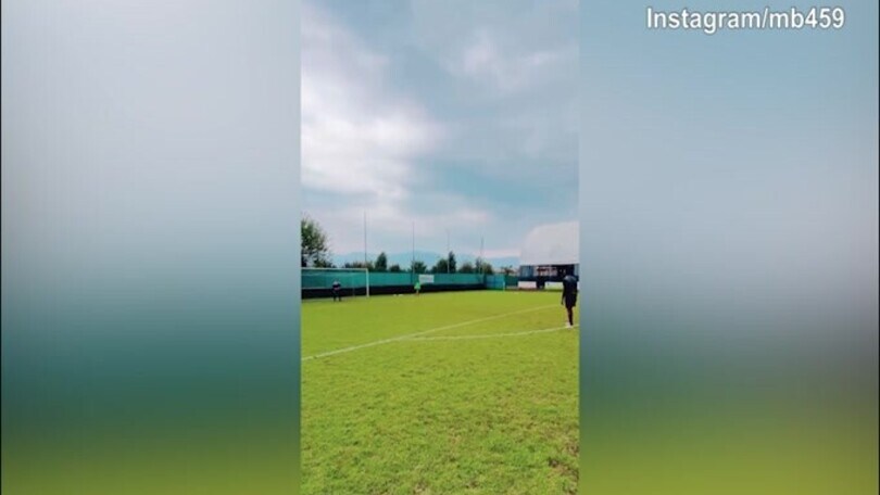 Balo c'è: che gol in allenamento!