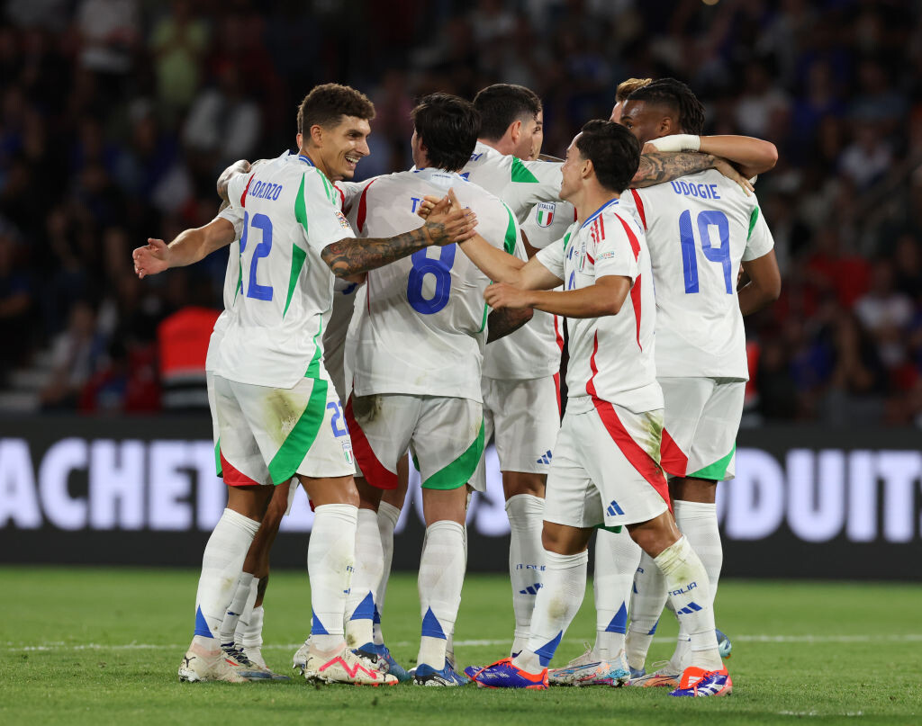 Nazionale, grande vittoria sulla Francia. Calafiori esce dolorante nel secondo tempo