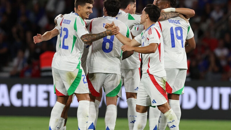 Nazionale, grande vittoria sulla Francia. Calafiori esce dolorante nel secondo tempo