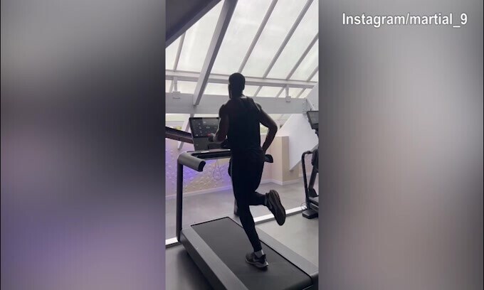 Martial, prosegue l'allenamento in palestra