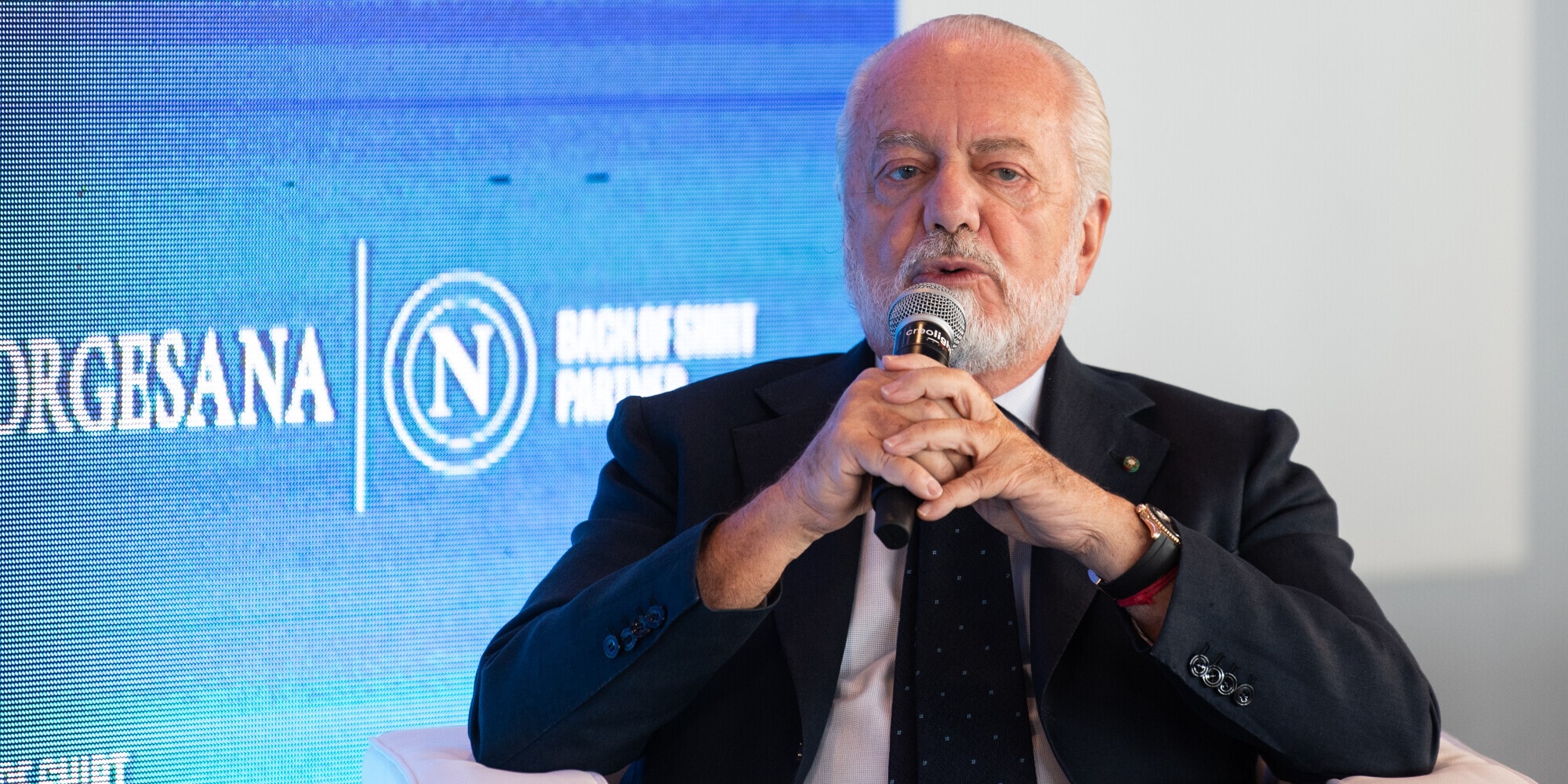 De Laurentiis: "Napoli, investo ancora". Poi si commuove. Rivivi diretta