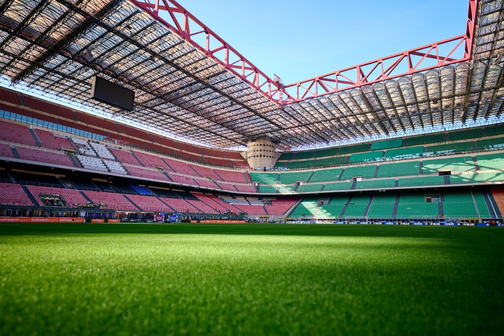 San Siro, accordo sul nuovo stadio. Lazio: delegazione di tifosi ai funerali
