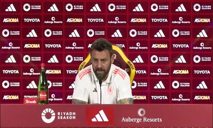 De Rossi su Zalewski: "Definitiva la sua esclusione? Non penso"