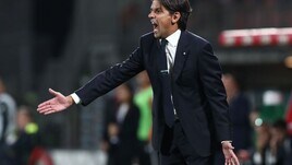 Inter, solo un pari contro il Monza. Il Napoli stende 4-0 il Cagliari