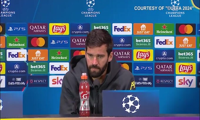 Alisson: "Si gioca troppo, ma nessuno chiede a noi calciatori"
