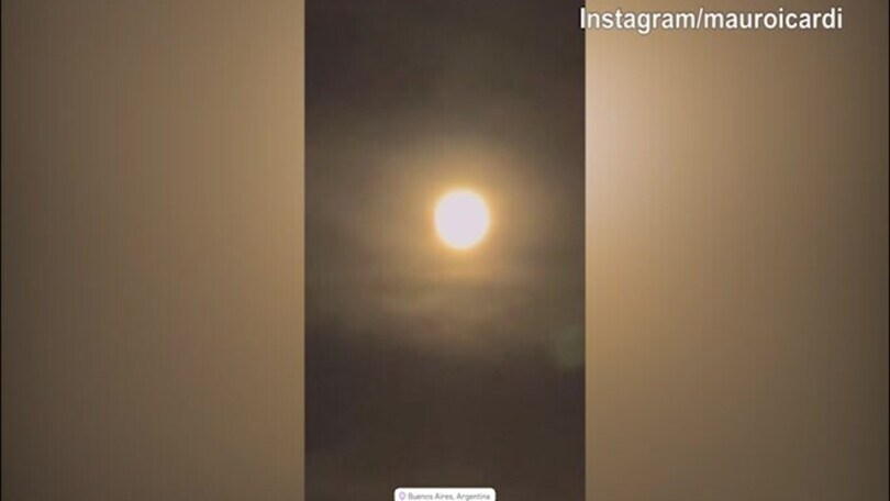 La luna argentina ripresa da Mauro Icardi