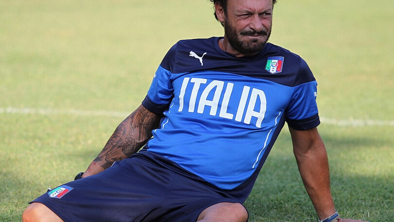 Schillaci, in migliaia ai funerali. Lazio: spunta una clausola sul contratto di Marusic