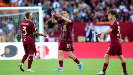 Roma, vittoria in rimonta all'Olimpico. Lazio corsara a Torino