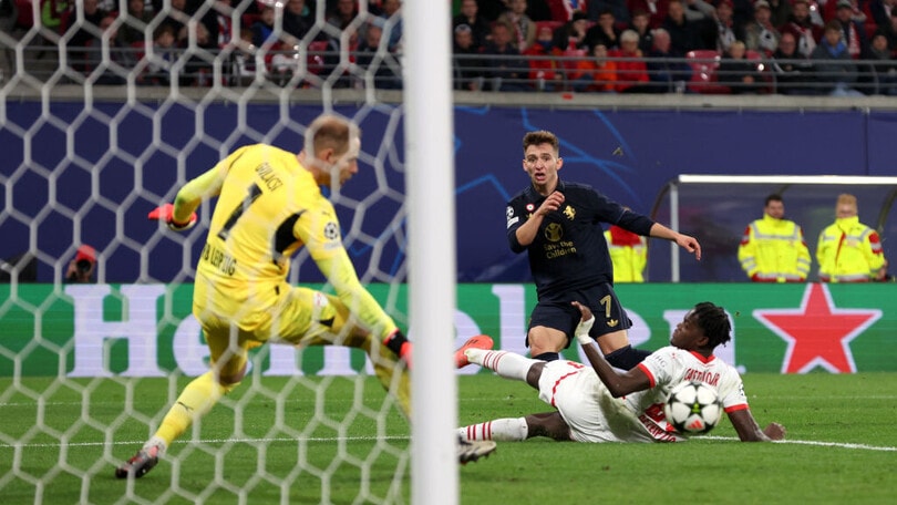 Juve, vittoria in rimonta in Germania. Il Bologna battuto 2-0 ad Anfield