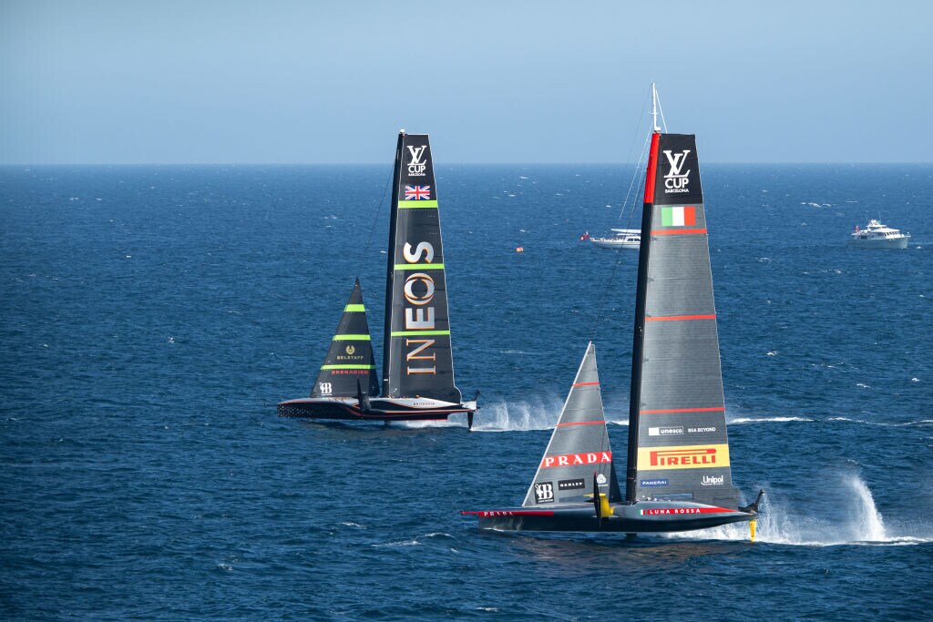 Luna Rossa sconfitta da Ineos Britannia. Fifa, arriva una storica sentenza UE