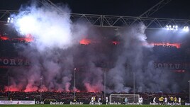 Genoa, si inizia a pensare alla cessione. ATP Shanghai: Tsitsipas polemico contro un giudice