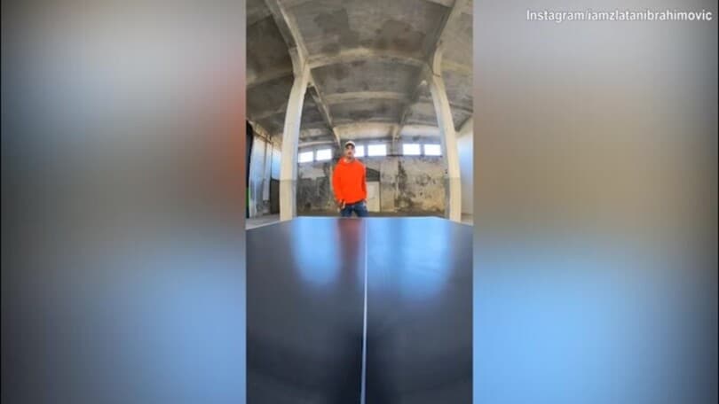 Ibrahimovic lancia la sfida...a ping pong