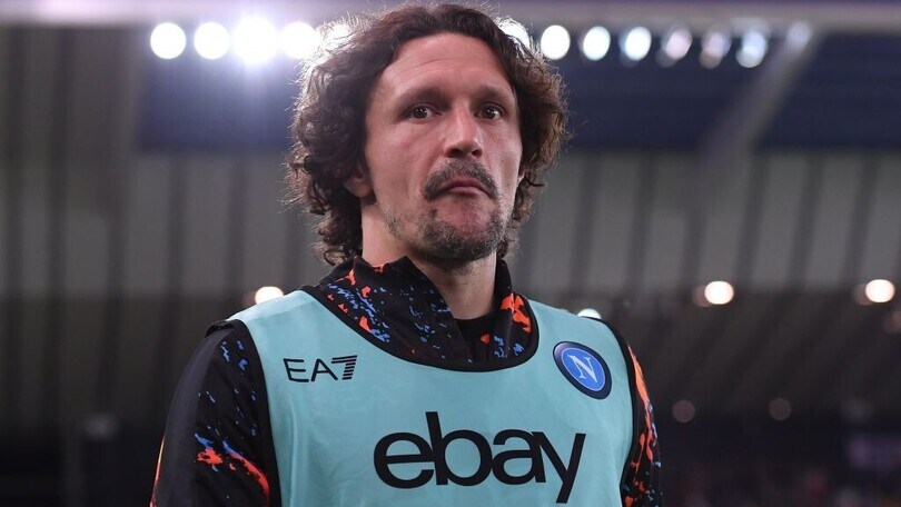 Mario Rui rompe con l'agente. Paolini esce a Whuan