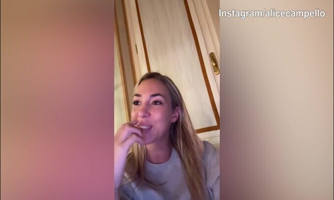 Alice Campello emozionata dal complimento del figlio