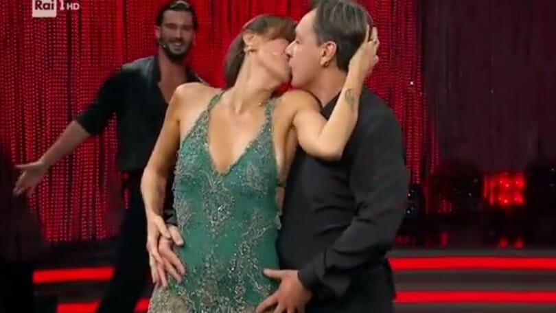 Caressa e Parodi show a Ballando con le stelle