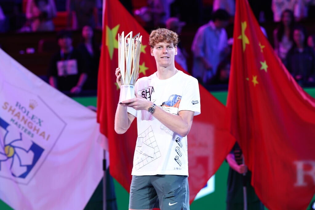 Shanghai: Sinner batte Djokovic in finale. Arca SGR si aggiudica la Barcolana