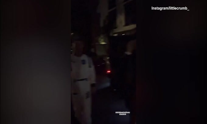 Elisabetta Canalis, cosa fa con un astronauta e zorro?