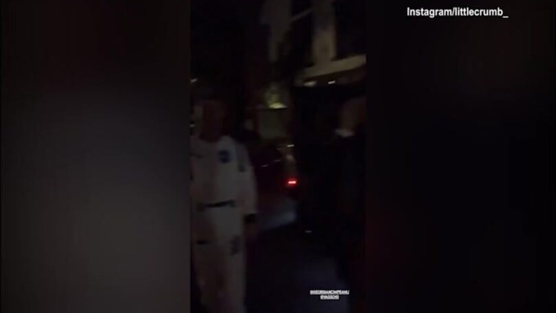 Elisabetta Canalis, cosa fa con un astronauta e zorro?