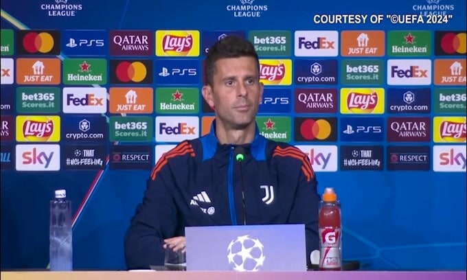 Thiago Motta e il siparietto con il giornalista: "Chi lo dice che sono tutti uguali?"