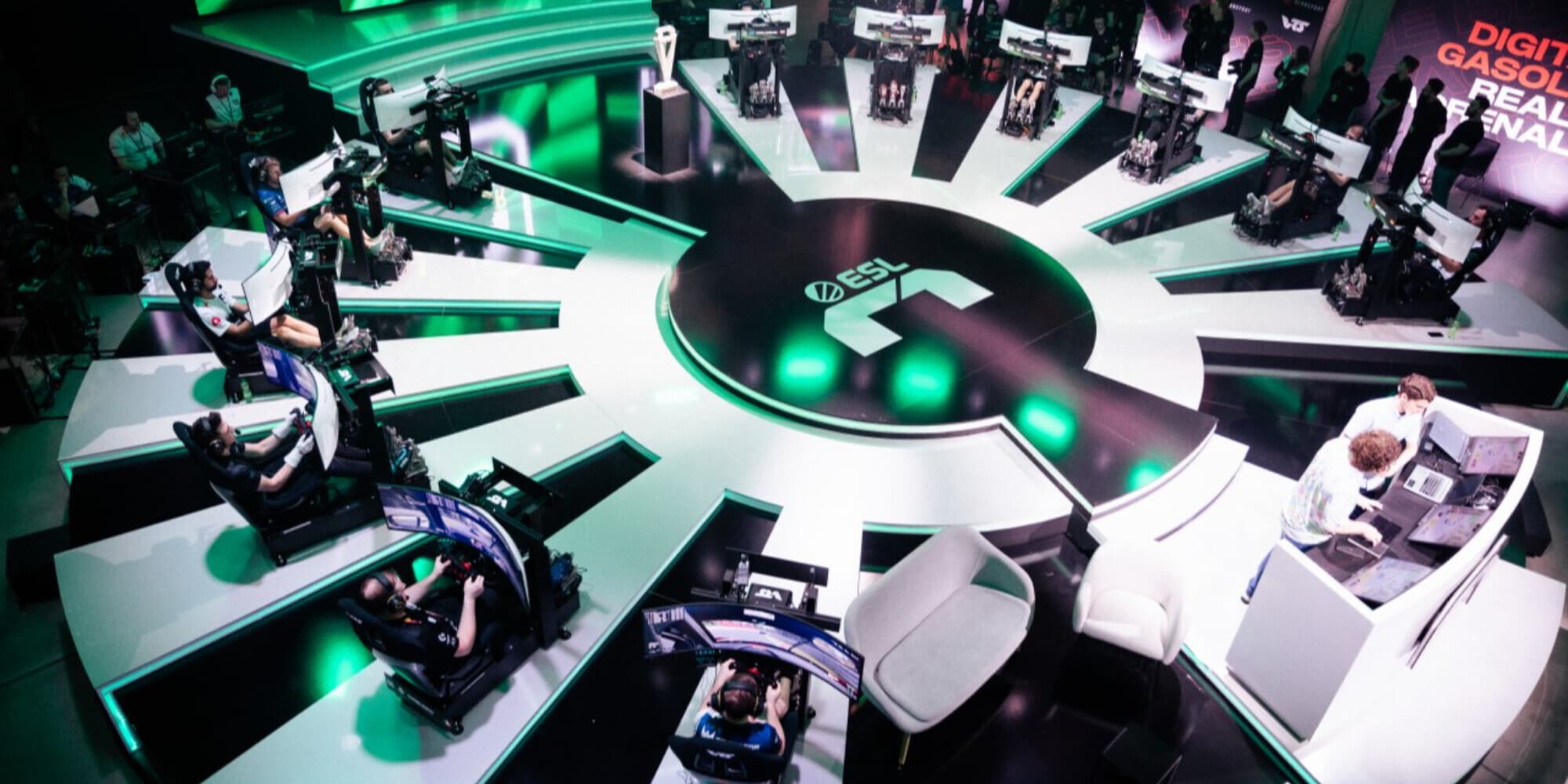 Simracing: il top player dei Vitality Marcell Csincsik ci racconta la scena competitiva