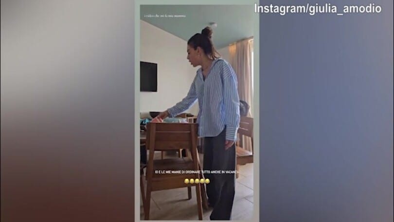 Lady Sensi non ce la fa più e si arrabbia: ecco con chi...