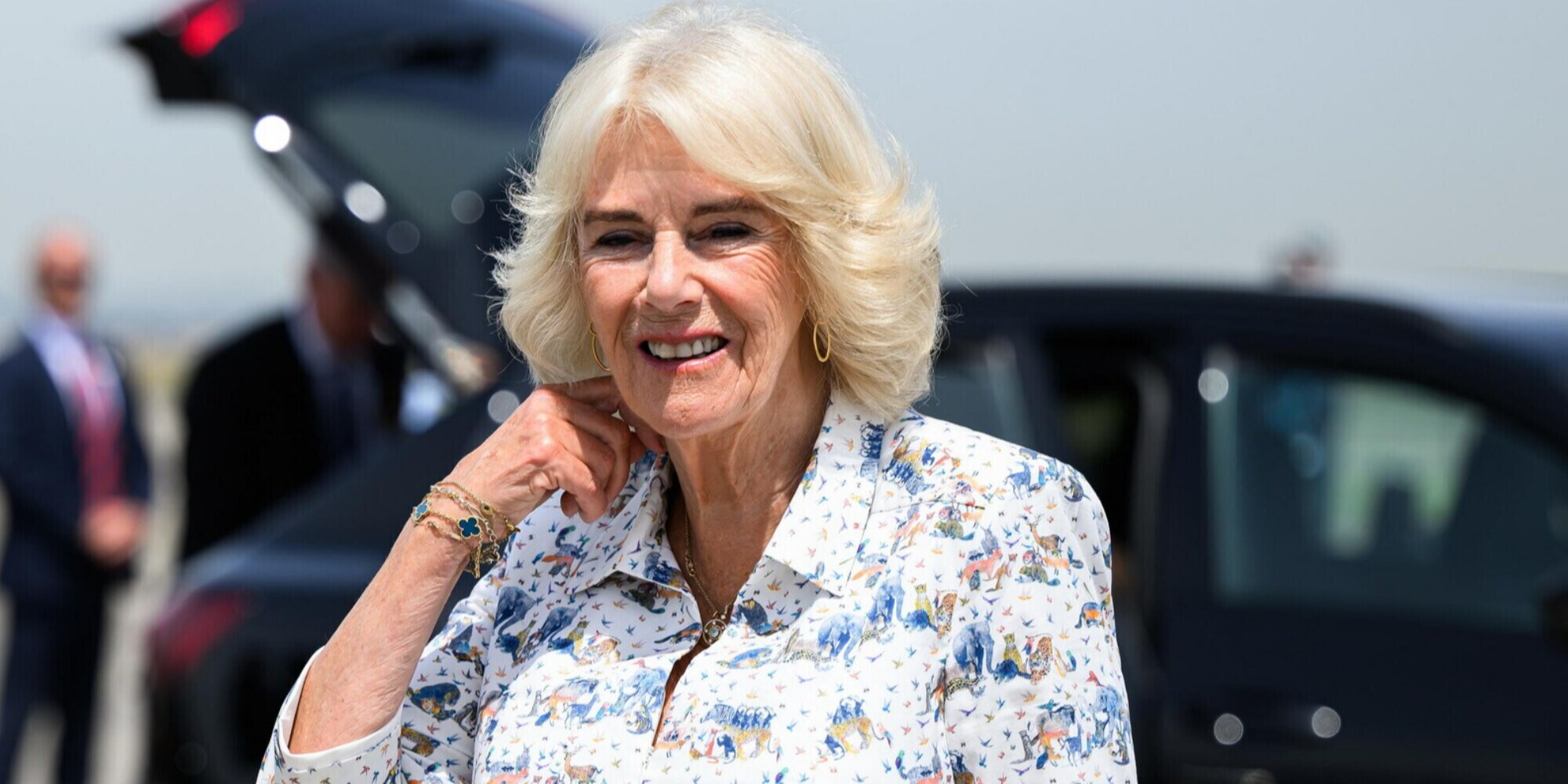 La Regina Camilla esclusa da WhatsApp: il motivo è sorprendente