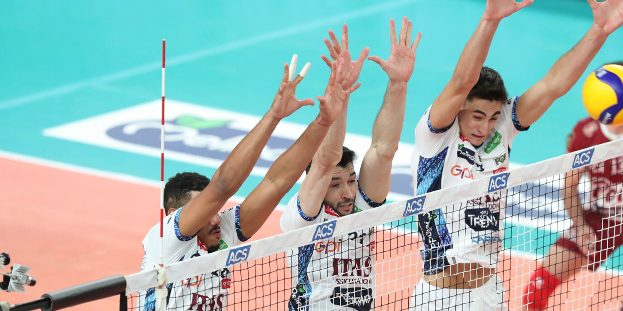 Taranto-Grottazzolina in anticipo, Trento-Perugia partitissima