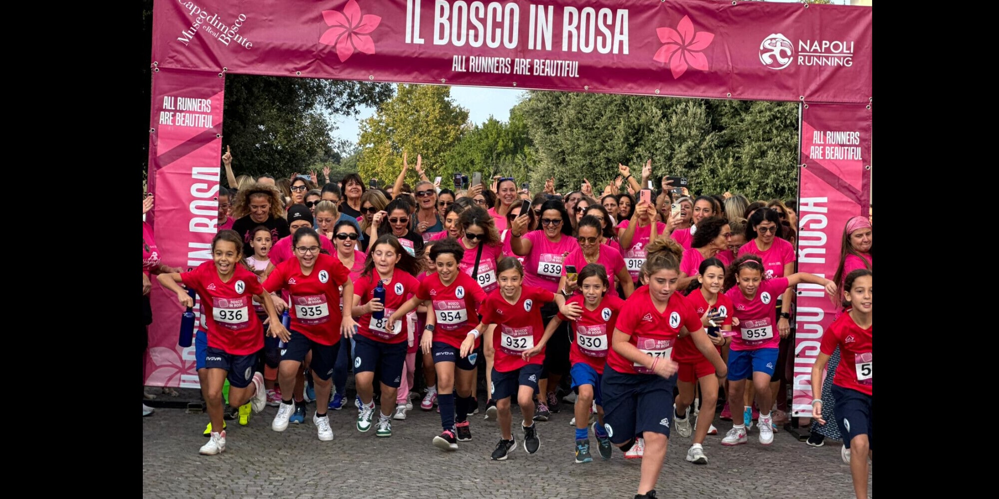 Bosco in Rosa, In settecento tra i viali di Capodimonte per le donne e la beneficenza