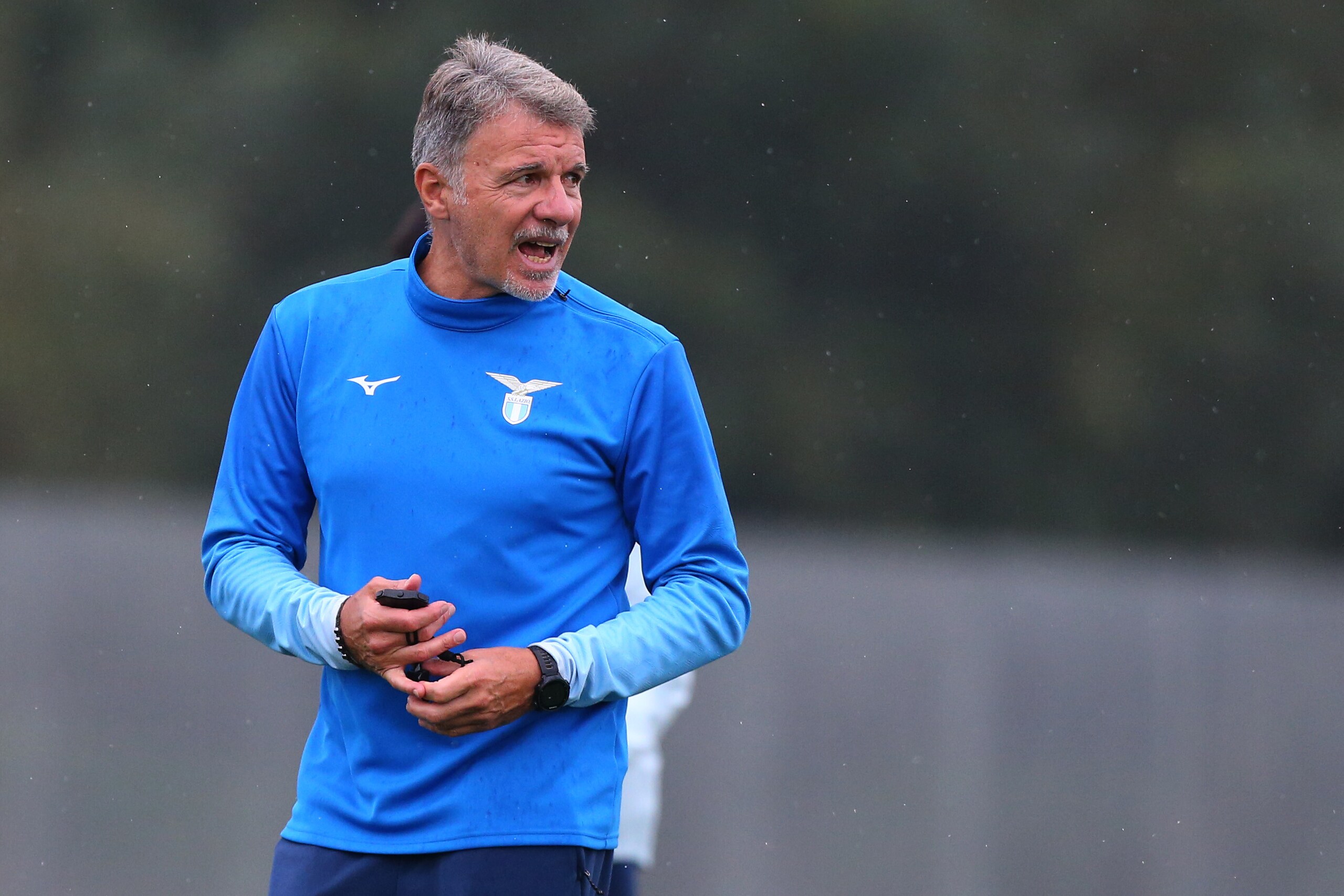 Lazio, la probabile formazione anti-Genoa. Roma: Soulè parte per Firenze