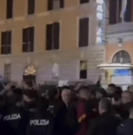 Roma, la contestazione a Termini dopo Firenze