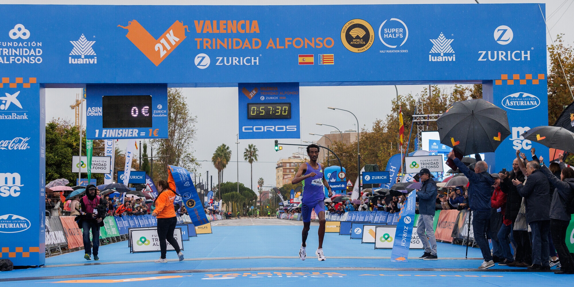 A Valencia Half Marathon c'è il nuovo record del mondo, ma anche le donne...