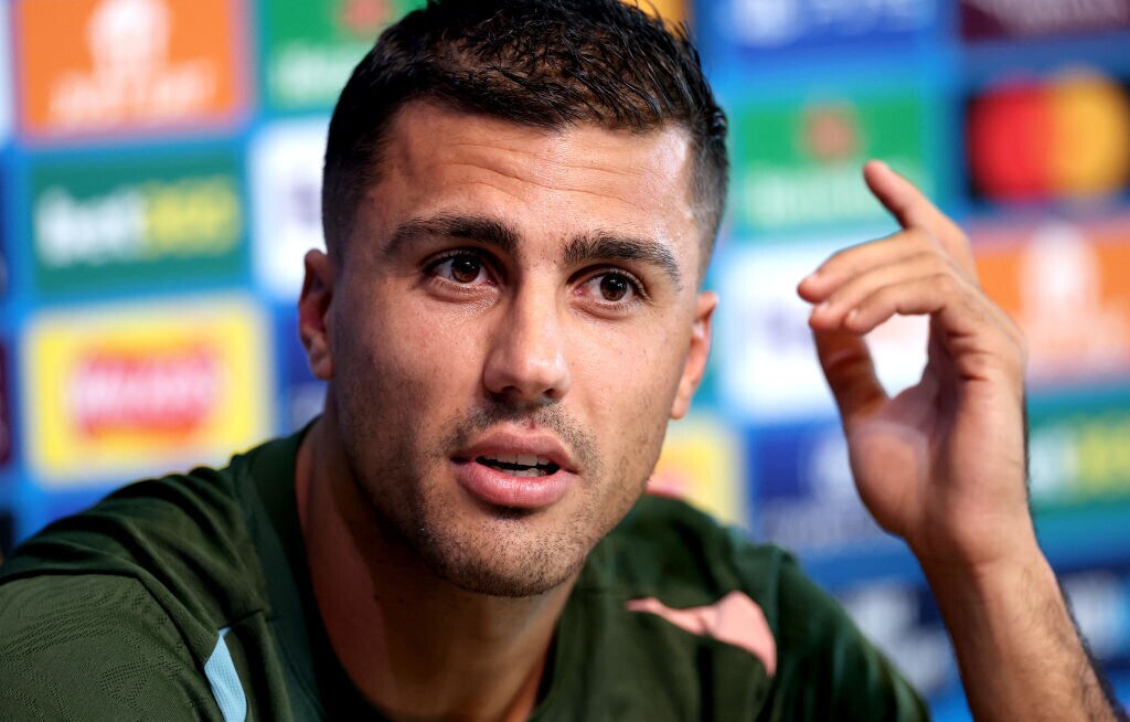 Rodri si aggiudica il Pallone d'Oro. Scelti gli arbitri del prossimo turno