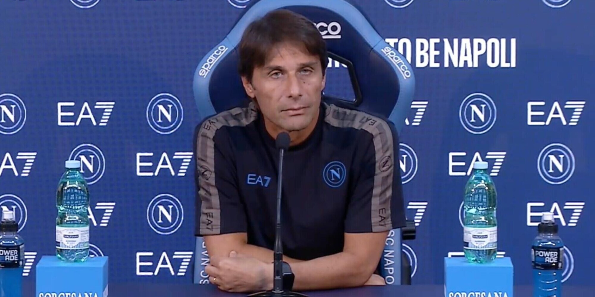Conte prima di Napoli-Atalanta: "Tappiamoci le orecchie: siamo in fase lavori in corso", rivivi la diretta