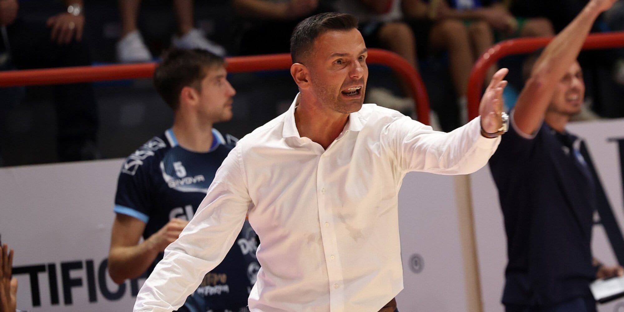 Milicic: "Napoli, con i tifosi per una svolta alla stagione"