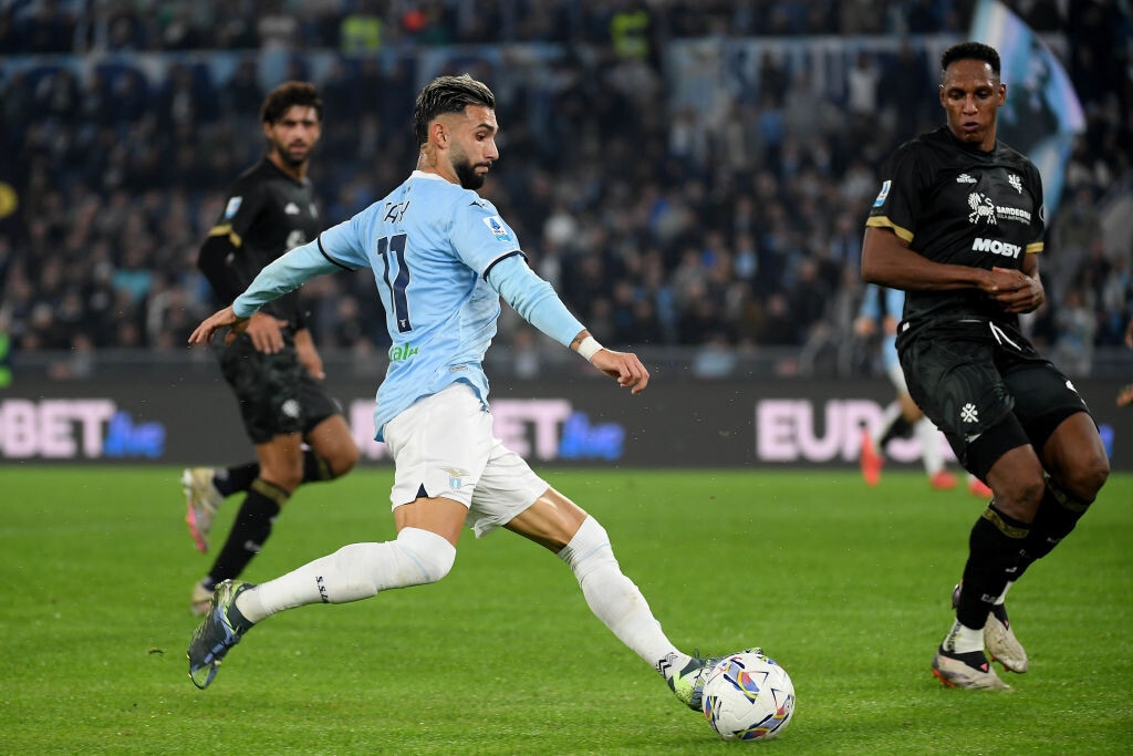 Lazio, steso anche il Cagliari. Genoa, vittoria di misura sul Parma