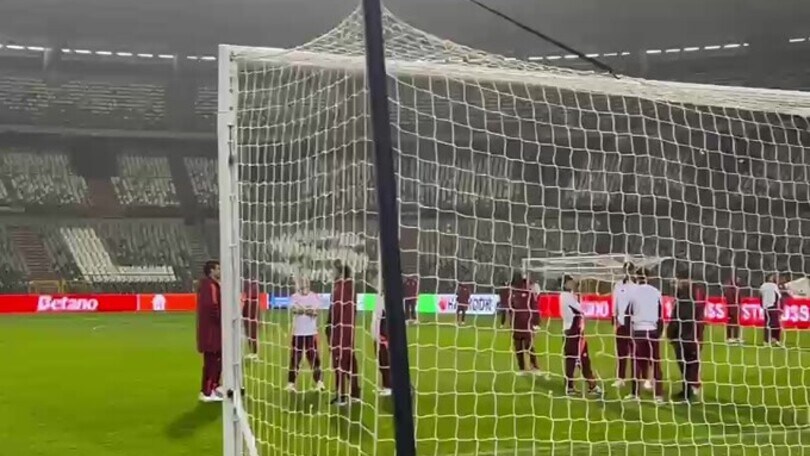 Roma, il walkaround della squadra allo stadio Re Baldovino