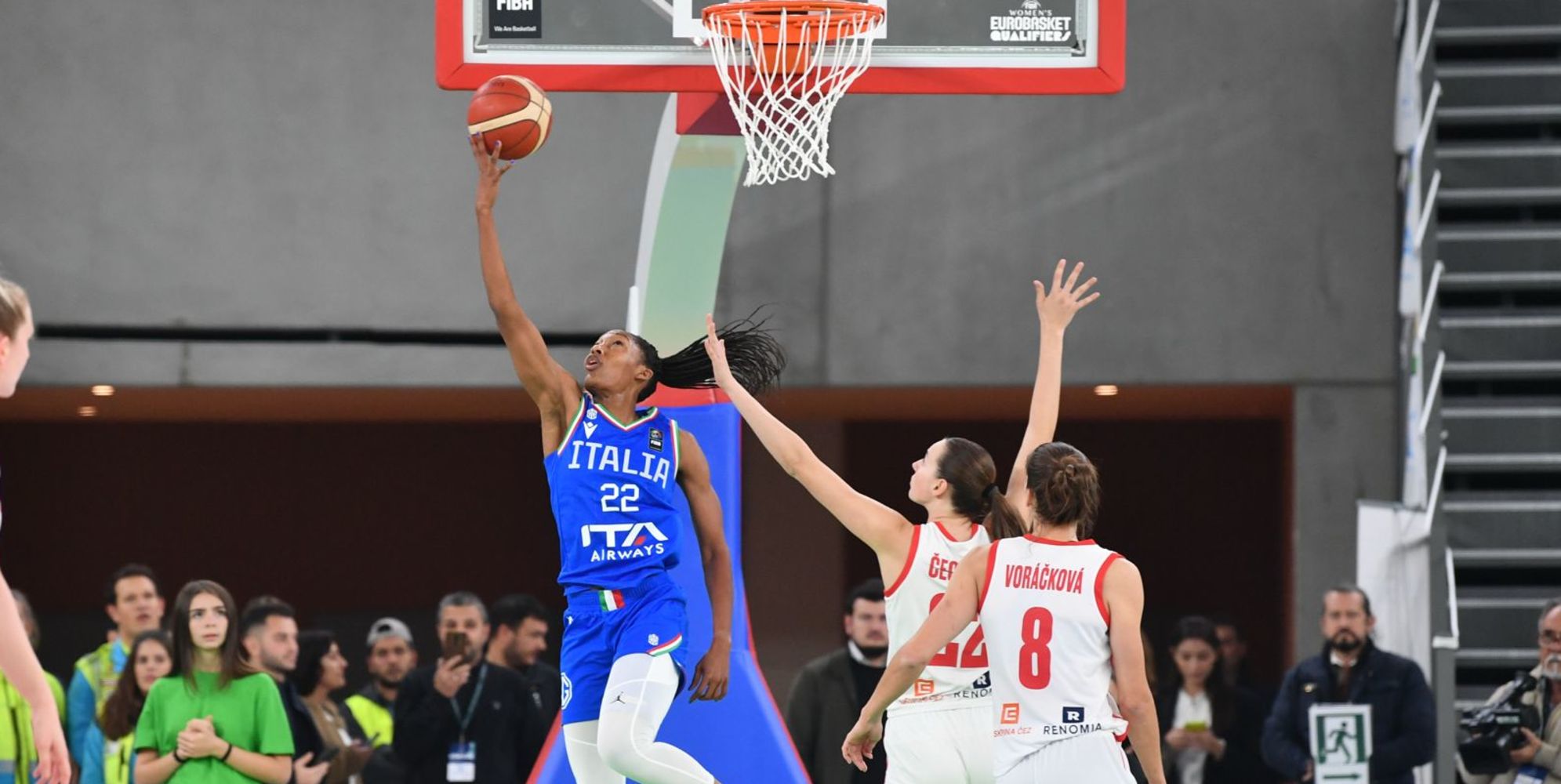 Ebw 25, a Genova l'Italia vince sulla Cechia 68-40. Presenti Abodi e Salis