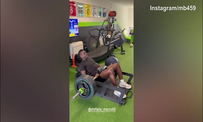 Genoa, guarda Balo: l'attaccante lavora duramente in palestra