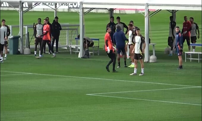 Juve, Adzic fermo almeno 15 giorni