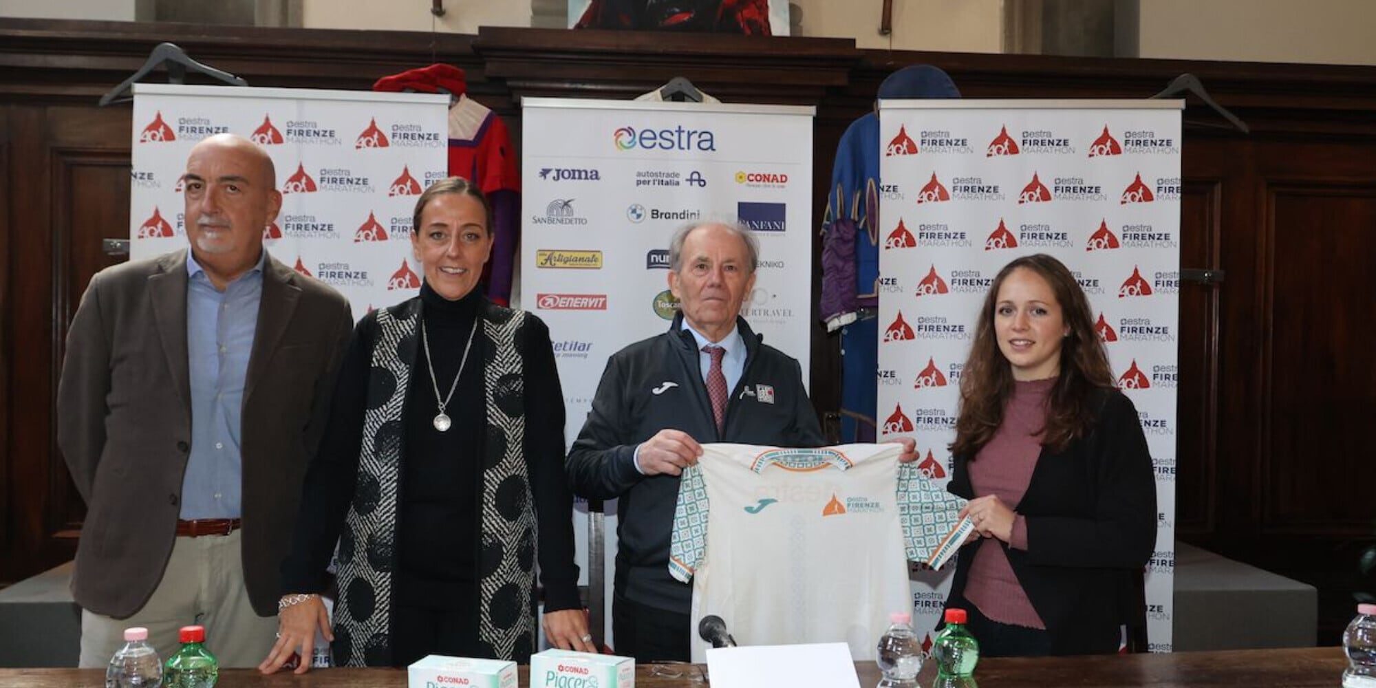 Presentata la 40^ Estra Firenze Marathon, la Sindaca Funaro: “Fiorentini orgogliosi della maratona”