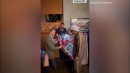 Ronaldinho, regalo a sorpresa in Azerbaijan