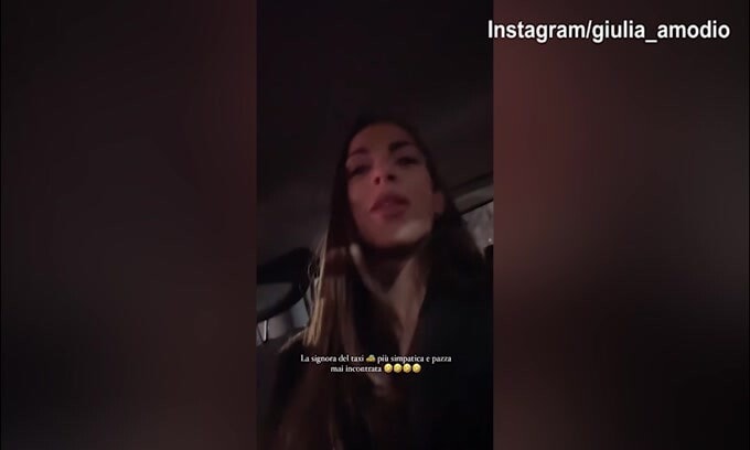 Lady Sensi e l'incontro "particolare" con una tassista...