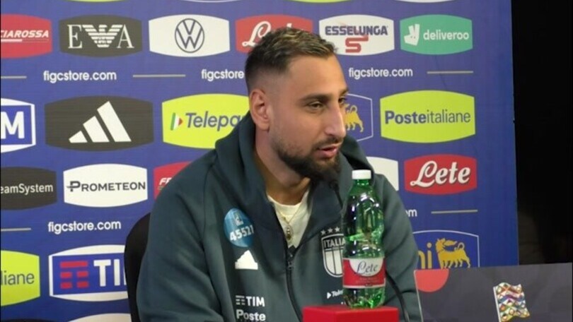 Suona il telefono di Donnarumma: “È mio papà”