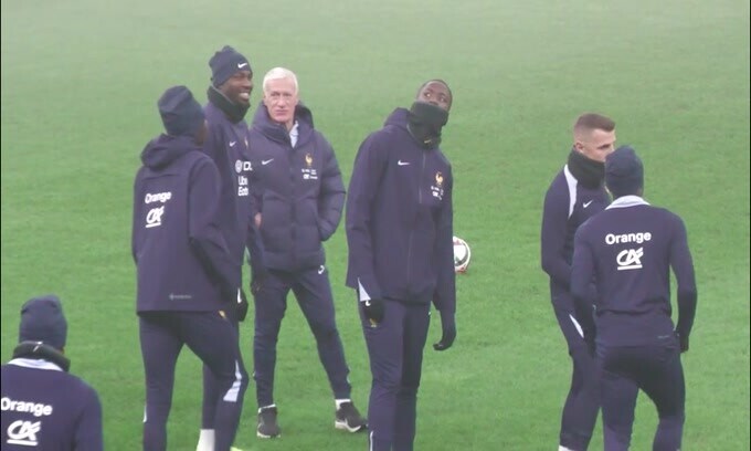 Nations League, la Francia si allena a San Siro tra la nebbia
